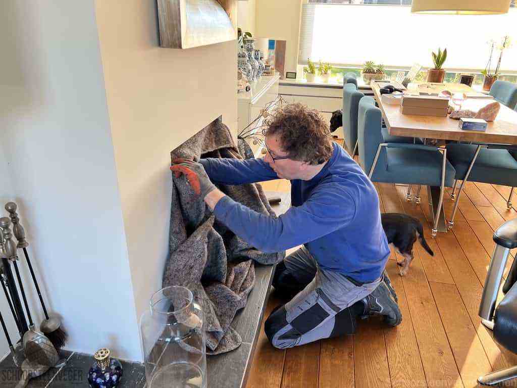 Schouwveger Rhenen kleed schoorsteenreiniger Schouwveger Rhenen kleed schoorsteenreiniger